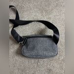 Lululemon  Everywhere Belt Bag 1L Glitter Black Belt Bag Photo 7