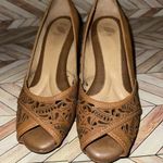 Size 7 Nurture Brown Leather High Heels Kitten Pumps Photo 4