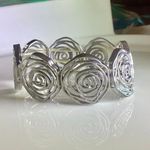 Paparazzi ♥ Beat Around The ROSEBUSH - Silver ♥ Bracelet Photo 4