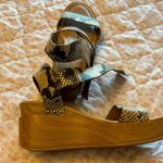 Universal Threads wedges Photo 3