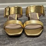 Chinese Laundry NWOB gold buckle heel sandals 7.5 Photo 6