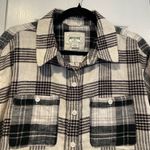 American Eagle  Size M Black Cream Plaid Cotton Flannel Cropped Button Down Shirt Photo 1
