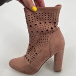 Steve Madden  Ennie Rose Suede Cutout Mid-Calf light pink Boots boho size 7.5 Photo 4