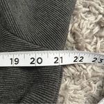 Varley  manning sweater size large Photo 3