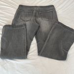Chicosâplatinum sz 1 (M) grey distressed elastic waistâstretchyâflareâjeansâGUC Gray Photo 11
