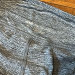 Aerie  chill play move Women’s Gray Stretchy Joggers, XL Photo 1