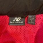 New Balance Wind Breaker Photo 7