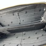 Kenneth Cole Black Leather Full Zip Wallet Gold Hardware Classic Womens Photo 5