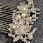 Pearl & Rhinestone formal or bridal hair comb Silver Photo 1