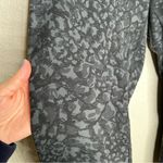 Lululemon  Align Crop *21" Wild Thing Camo Deep Coal Multi 8 Photo 2