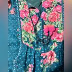 global desi Green Foral A Photo 7