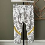 Calia Energize Capri Heather Floral Legging Photo 2