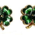 Vintage Green Clover Stud Earrings Enamel Gold Tone Lucky Charm Jewelry Photo 0