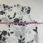 Candie's  Casual Monochrome Floral Sleeveless Blouse Photo 4