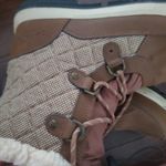 BEARPAW  waterproof boots in tan size 9 Photo 2