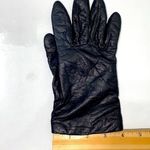 Fownes black leather gloves with brown cashmere lining. Size 7.5. Photo 5