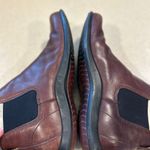 Roots  Women's Brown leather slip on chelsea Ankle Boots size 7M Photo 6