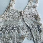 Kimchi Blue Urban Outfitters   sleeveless ecru lace crop top vest Size XS/S Photo 1