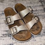 Falls Creek lightly worn sandals Photo 0