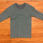 Lululemon Swiftly Tech Long Sleeve Photo 0