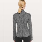 Lululemon Run Briskly 1/2 Zip
Coco Pique Black White Photo 2