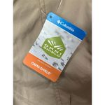 Columbia Women's Cargo Shorts Size 12 Beige Omni-Shield Activewear Photo 2