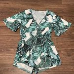 Famulily Women's Plunge V Neck Tropical Printed Romper Green White Size Medium Photo 3