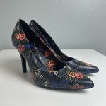 Nine West  Garisono black floral pointed toe high heels size 7 1/2 Photo 0