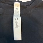 Lululemon  Navy Short Sleeve Tee Women’s Size 10 Photo 2