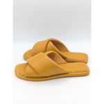 BCBGeneration BCGBGeneration Tabby slide sandal in yellow 6.5 Photo 2