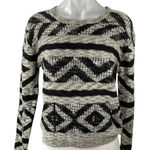 Forever 21  XXI Women's Gray Black Geometric Long Sleeve Knit Sweater Top Size S Photo 0