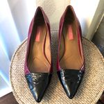 Isaac Mizrahi burgundy and black two tone pointy pointed toe pumps 2.5” heels with a pointed toe-100% GENUINE LEATHER upper and lining Photo 0