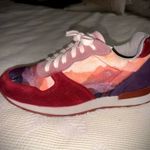 Inkkas  Women’s Andes Jogger Shoes Sz 8 Photo 1