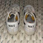 Nike Sneakers Photo 2
