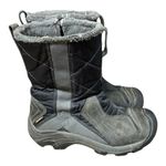 Keen  Boots Women’s size 7 Betty insulated size zipper winter black Photo 0