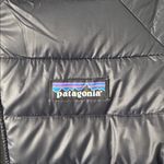 Patagonia  Women's Puffer Jacket New with Tags. Logo embroidered. Size S. Winter Photo 1
