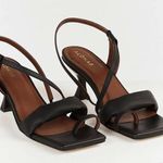 ALOHAS  Asymmetric Black Heel Size: 37 Photo 0