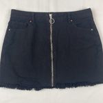 PacSun Distressed O-Ring Denim Skirt Black Frayed Hem Size 27 Photo 4