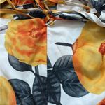 Chic Me  Floral Sleeveless V-neck Romper White & Yellow Size L Photo 8