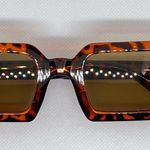 Cheetah Print Square Lens Sunglasses Photo 3