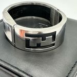Fendi 3250l Ladies Bangle Watch Photo 6