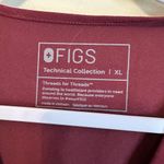 FIGS Casma Technical Collection Three Pocket Burgundy Scrub Top XL Nurse Photo 2