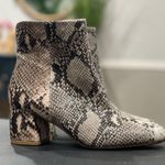 Chinese Laundry  Women's Daria Ankle Boot Photo 3