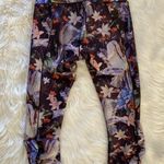 Calia by Carrie Underwood Floral Capri Leggings Photo 1