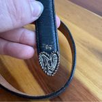 Justin Boots Justin black top grain cowhide heart buckle belt size 28 Photo 2