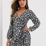 Missguided long sleeve black and white floral wrap dress size 10 NWT Photo 3