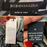 BCBGMAXAZRIA Chiffon Top V-Neck Abstract Black Gray Short Sleeves Neck Tie NWT Photo 3