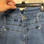 Fashion to figure Jeans Photo 2