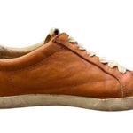 Frye Women’s Leather Low Top Sneakers 6.5M Tan Brown Logo Distressed Casual Shoe Photo 1