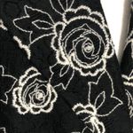 Josephine Chaus ! Black embroidered blazer Photo 7